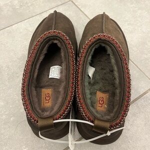 UGG women’s TASMAN Chocolate Brown Slip-Ons